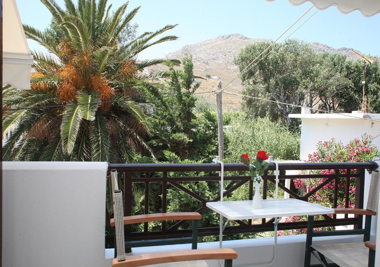 Livadi  Pergola 아파트 호텔 외부 사진