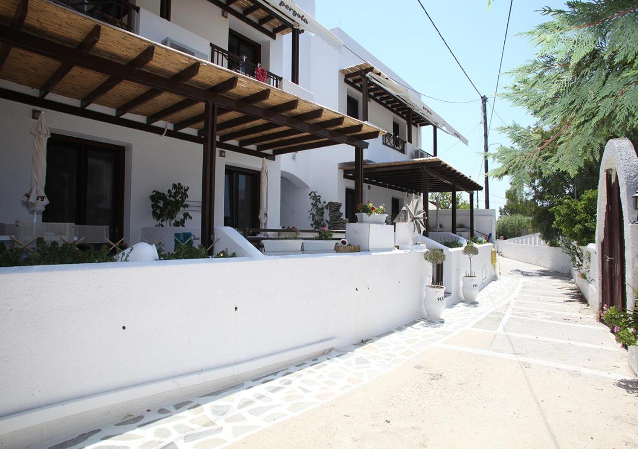 Livadi  Pergola 아파트 호텔 외부 사진