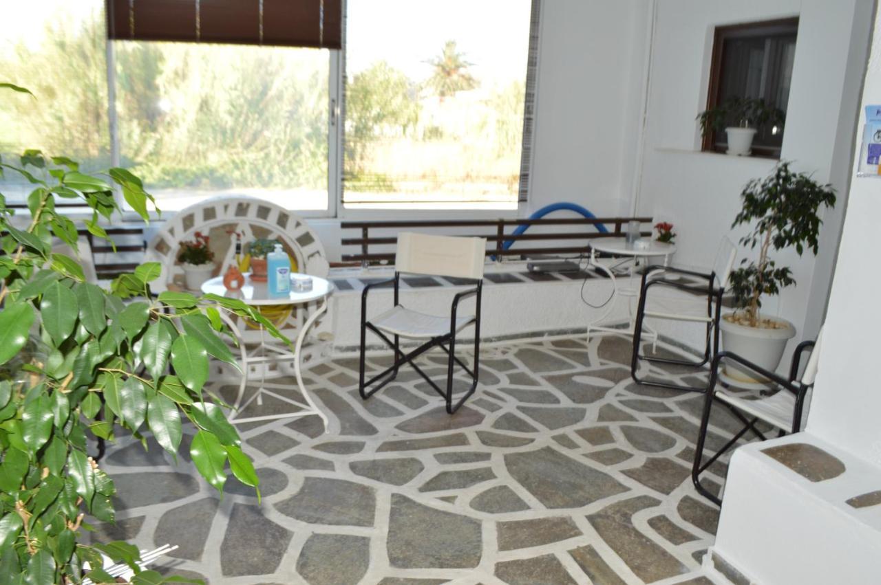 Livadi  Pergola 아파트 호텔 외부 사진
